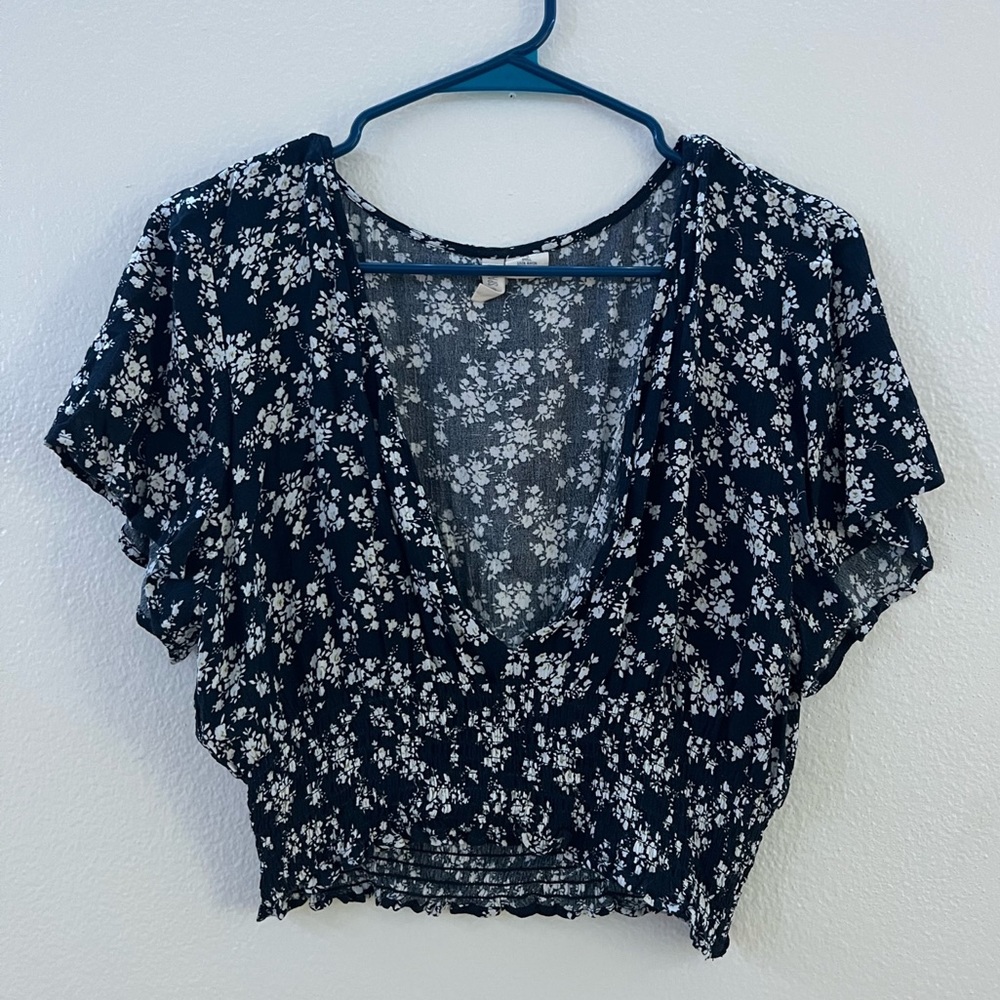 Sky & Sparrow Navy Blue with White Flowers Blouse, size XL